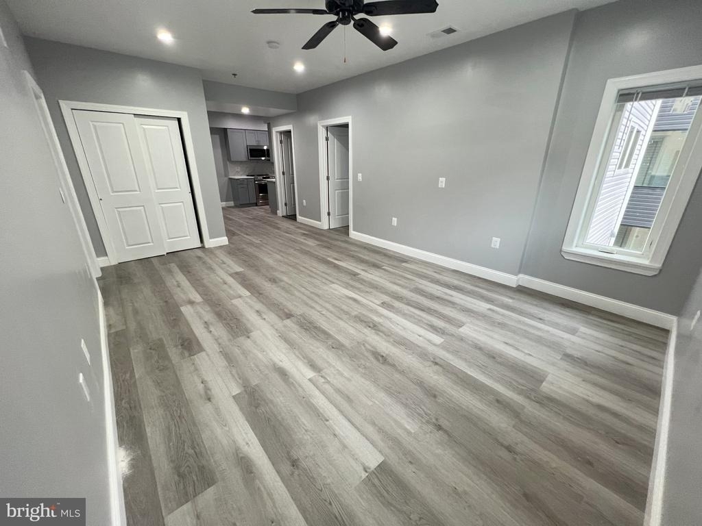1611 Ridge Avenue - Photo 20