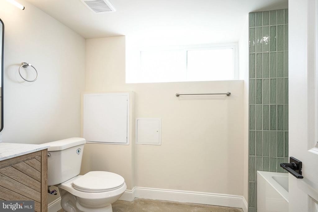2412 S 24th Street - Photo 17