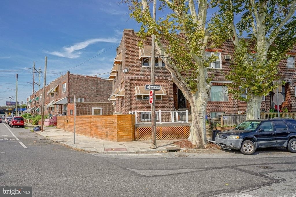 2412 S 24th Street - Photo 0