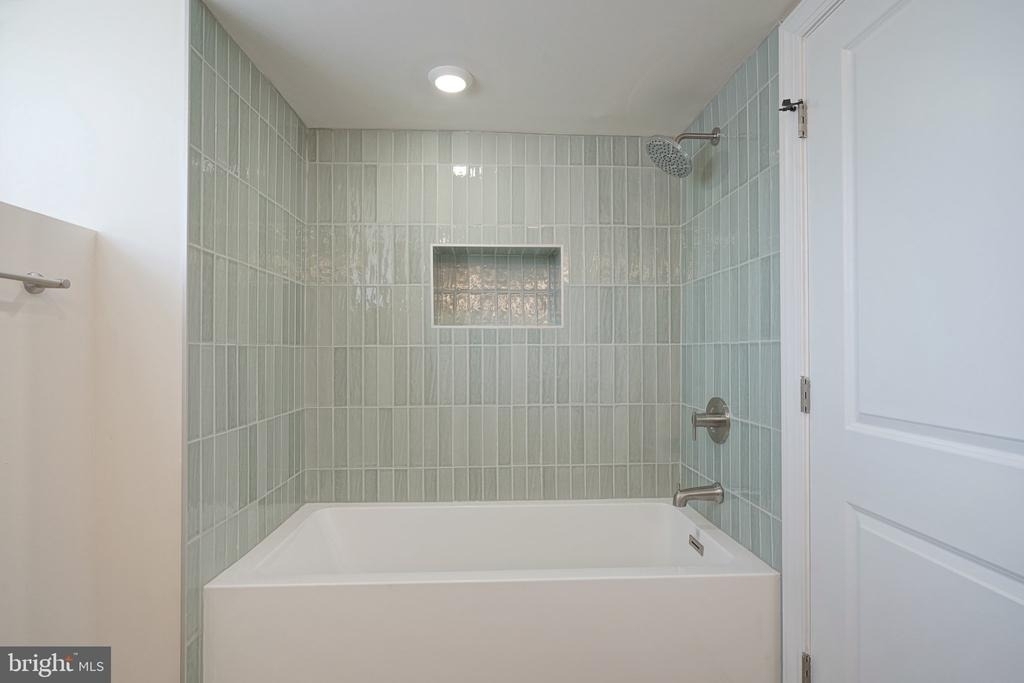 2412 S 24th Street - Photo 18