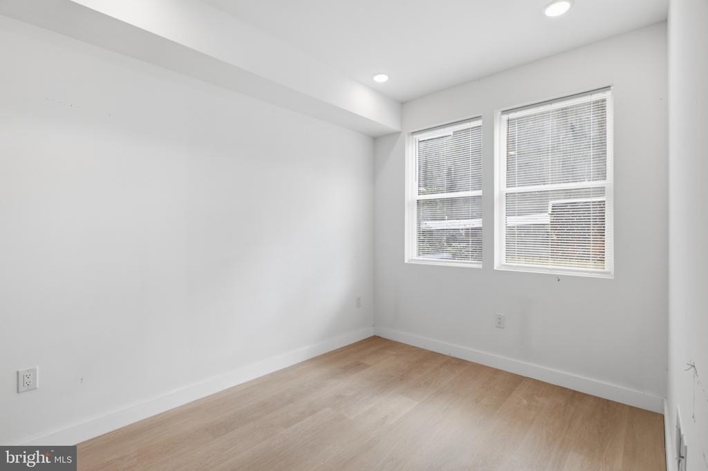 1542 W York Street - Photo 6