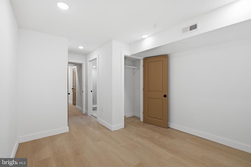 1542 W York Street - Photo 13