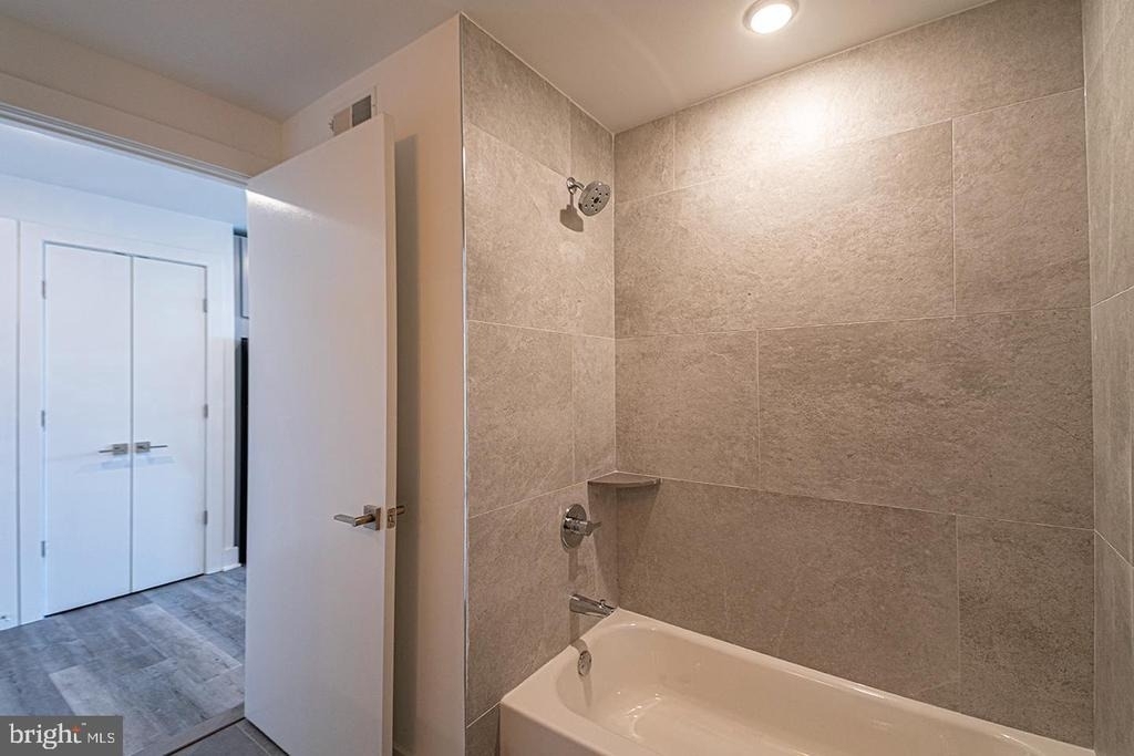 1245 Ridge Avenue - Photo 4
