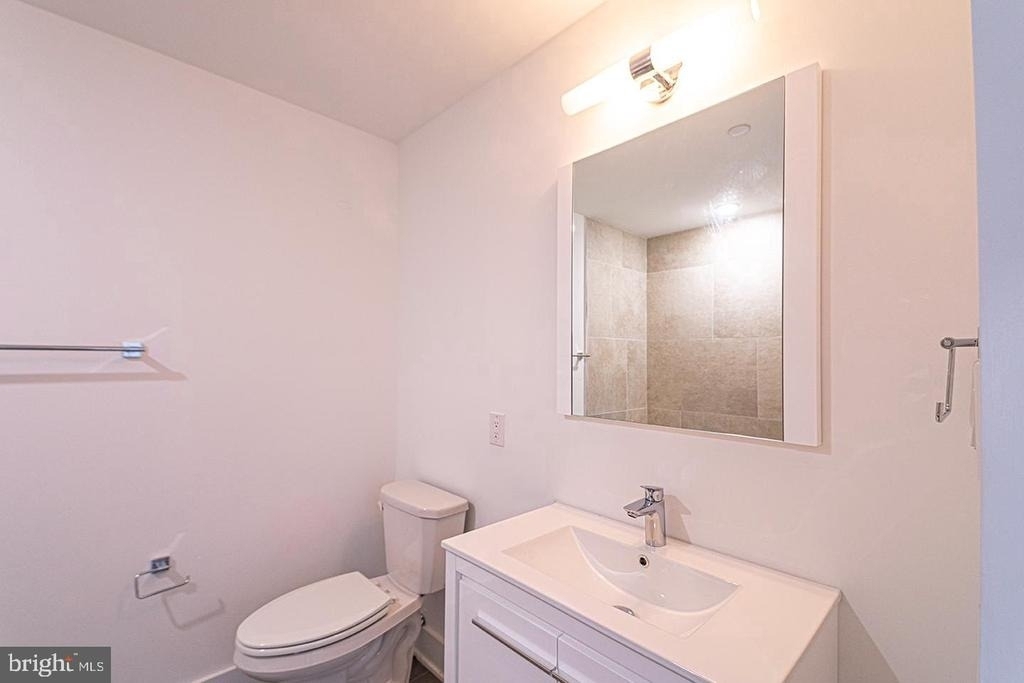 1245 Ridge Avenue - Photo 16