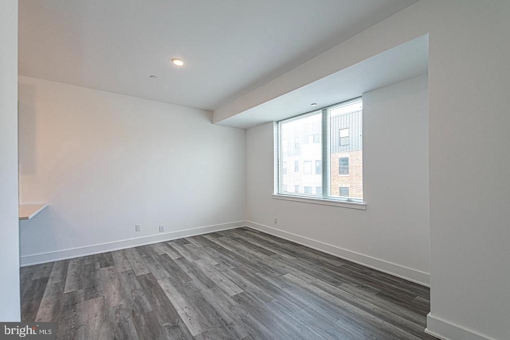 1245 Ridge Avenue - Photo 8