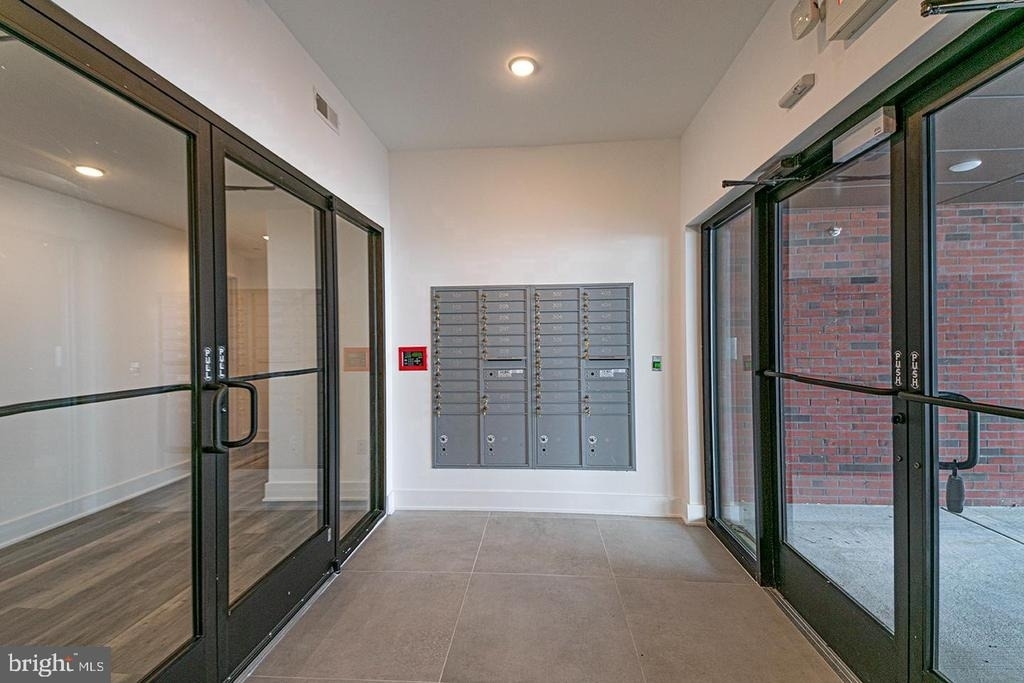 1245 Ridge Avenue - Photo 10