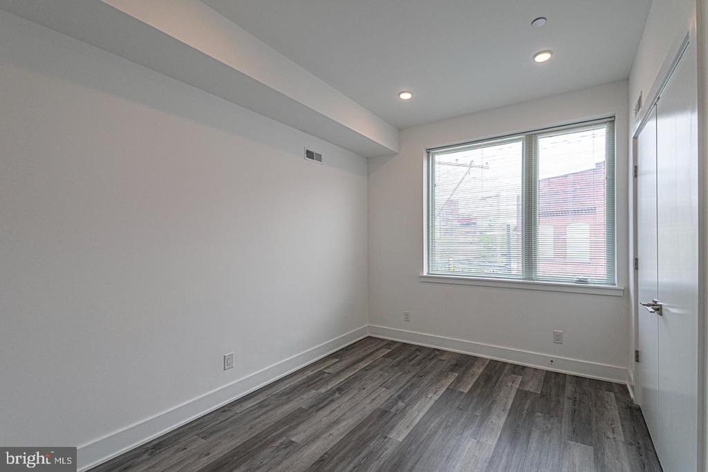 1245 Ridge Avenue - Photo 2