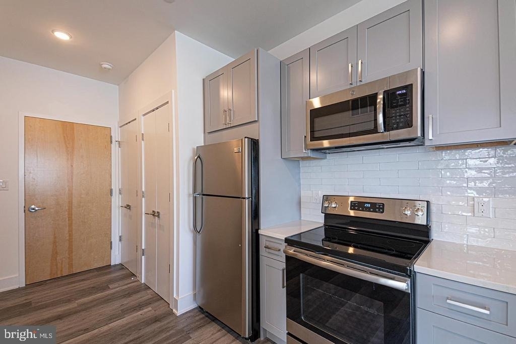 1245 Ridge Avenue - Photo 0
