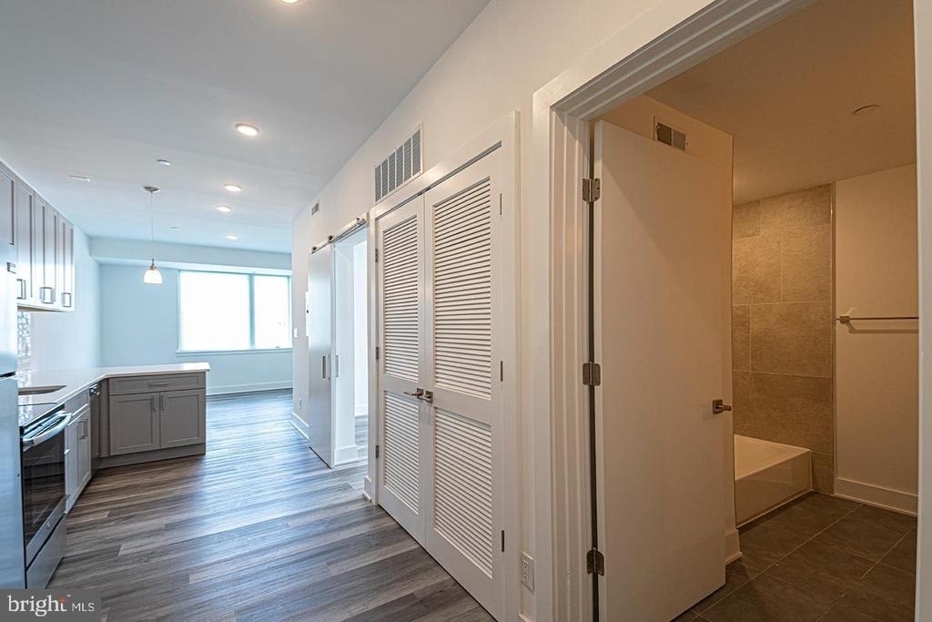 1245 Ridge Avenue - Photo 15