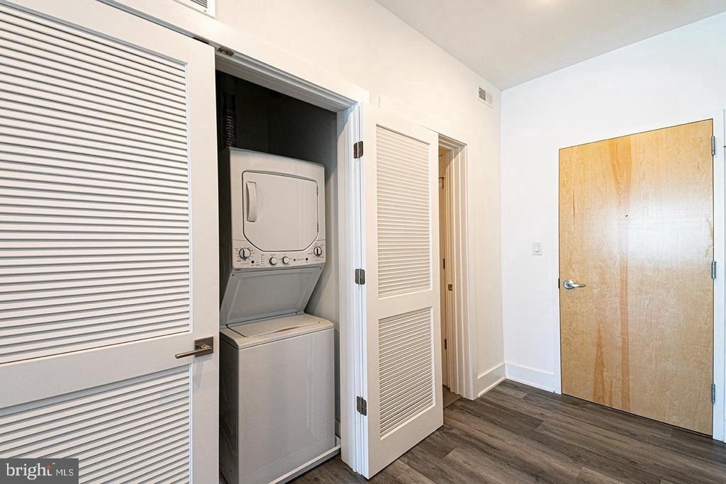 1245 Ridge Avenue - Photo 18