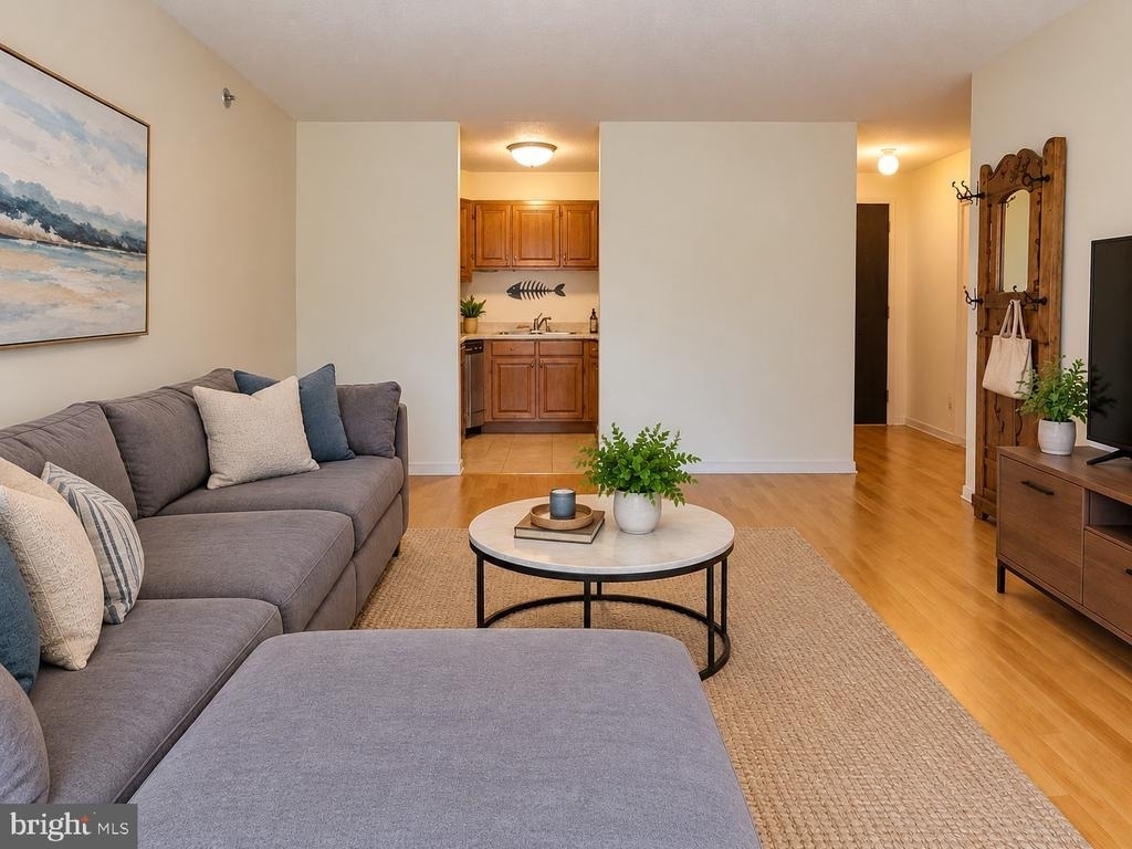 2018 Walnut Street - Photo 1