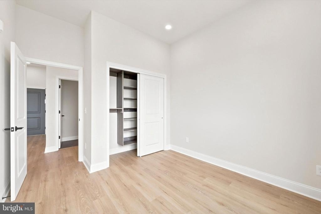 2153 E Lehigh Avenue - Photo 11