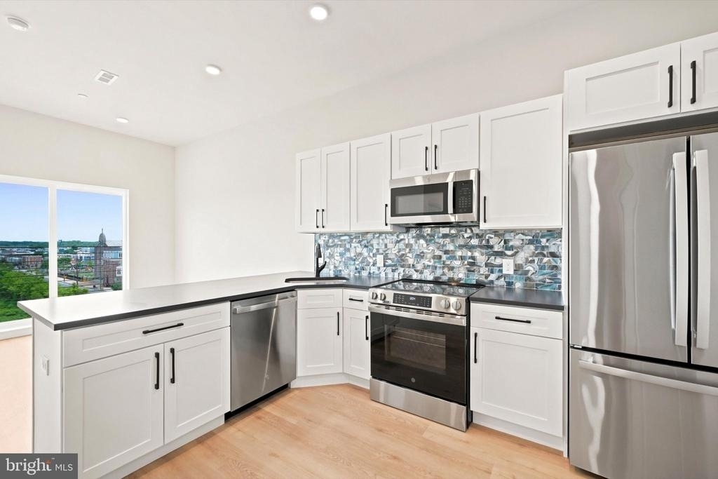 2153 E Lehigh Avenue - Photo 13