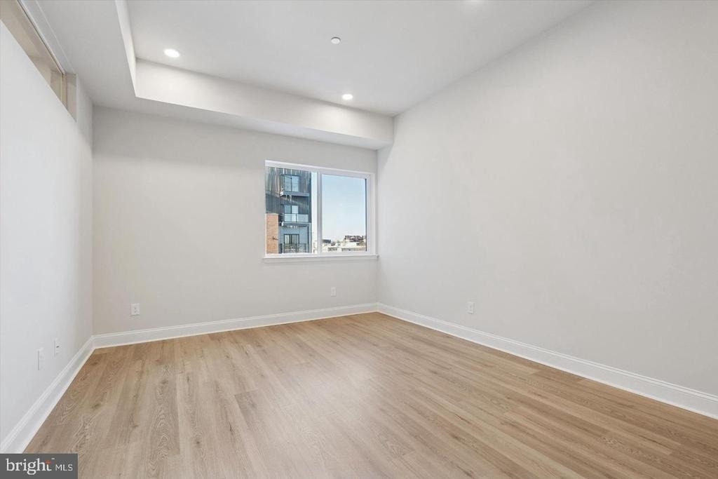 2153 E Lehigh Avenue - Photo 9