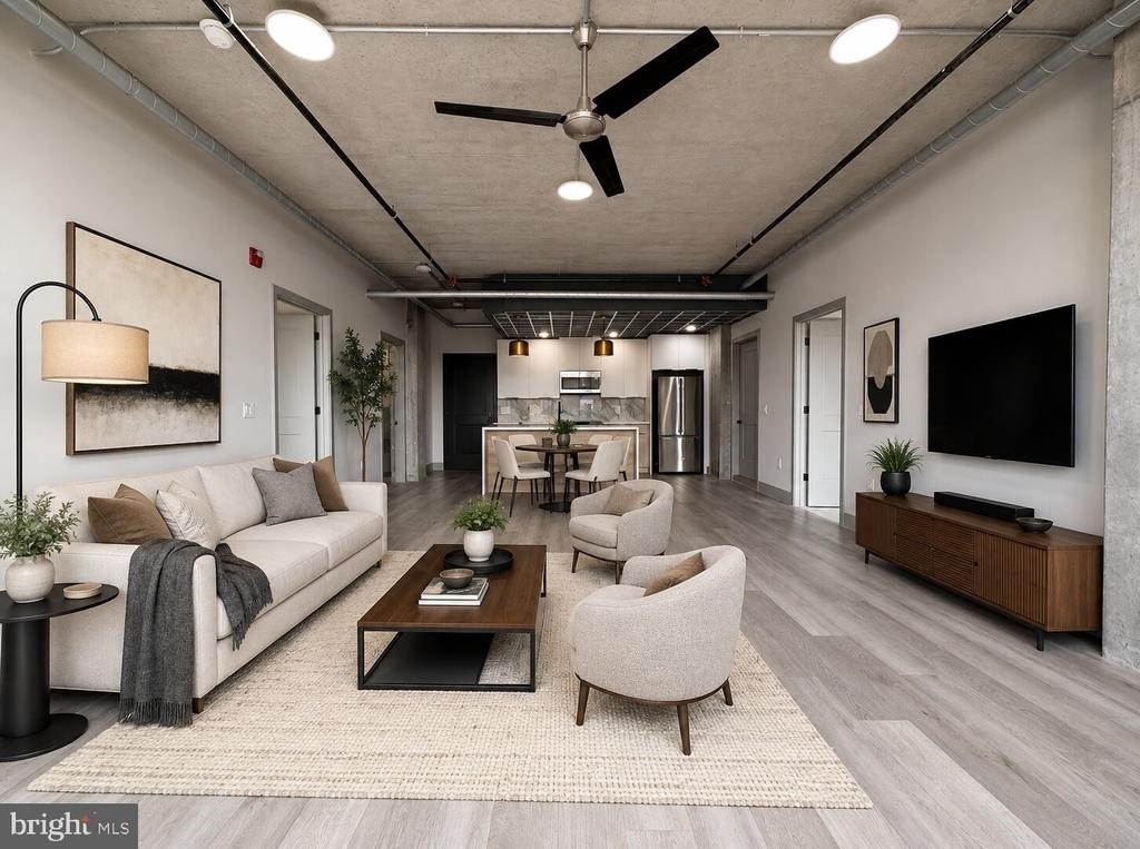 1810 E Venango Street - Photo 3