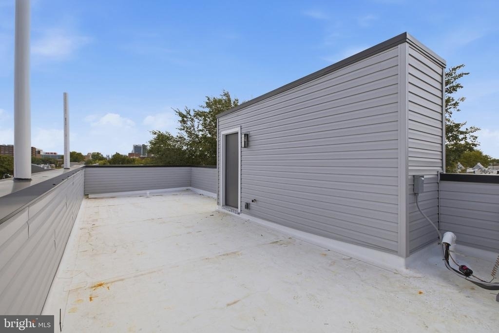 1230 W York Street - Photo 16
