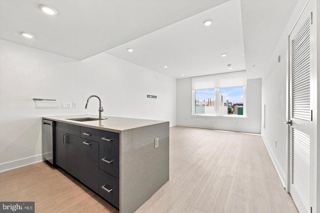 2000 Dreer Street - Photo 2