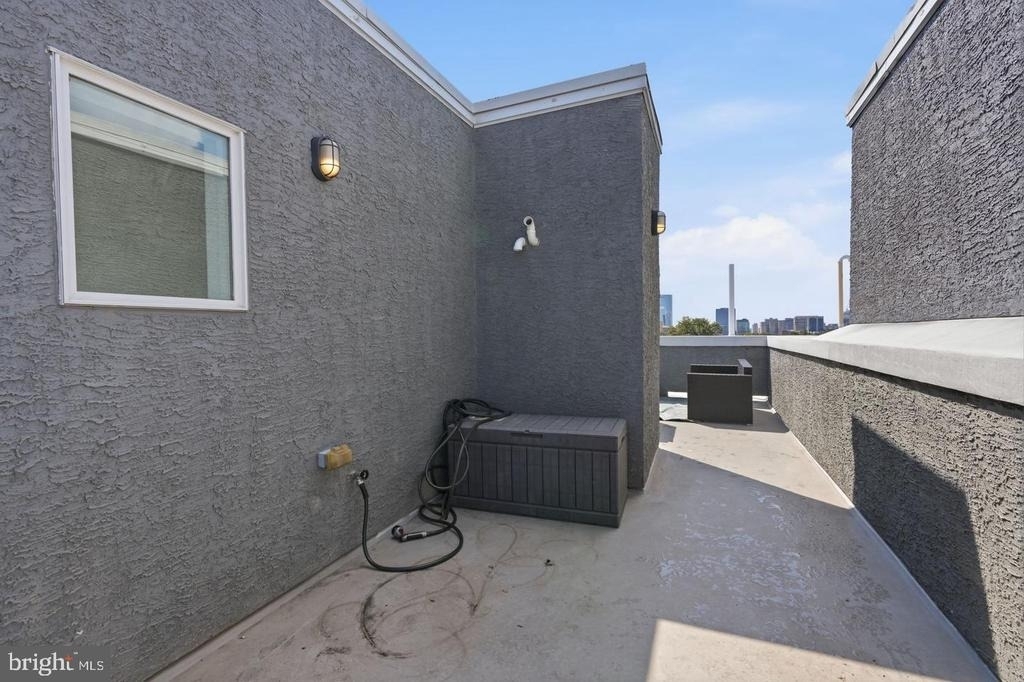 2709 Cambridge Street - Photo 29