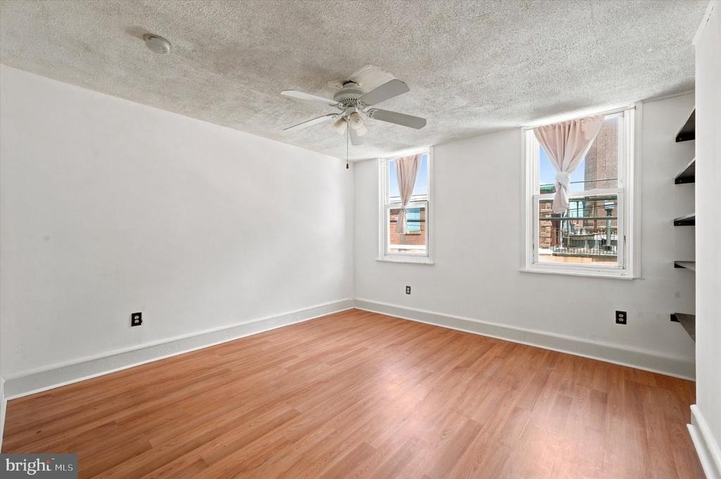 102 E Huntingdon Street - Photo 14