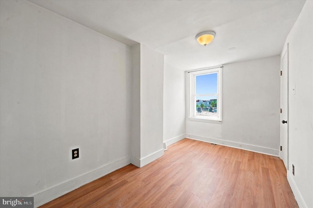 102 E Huntingdon Street - Photo 18