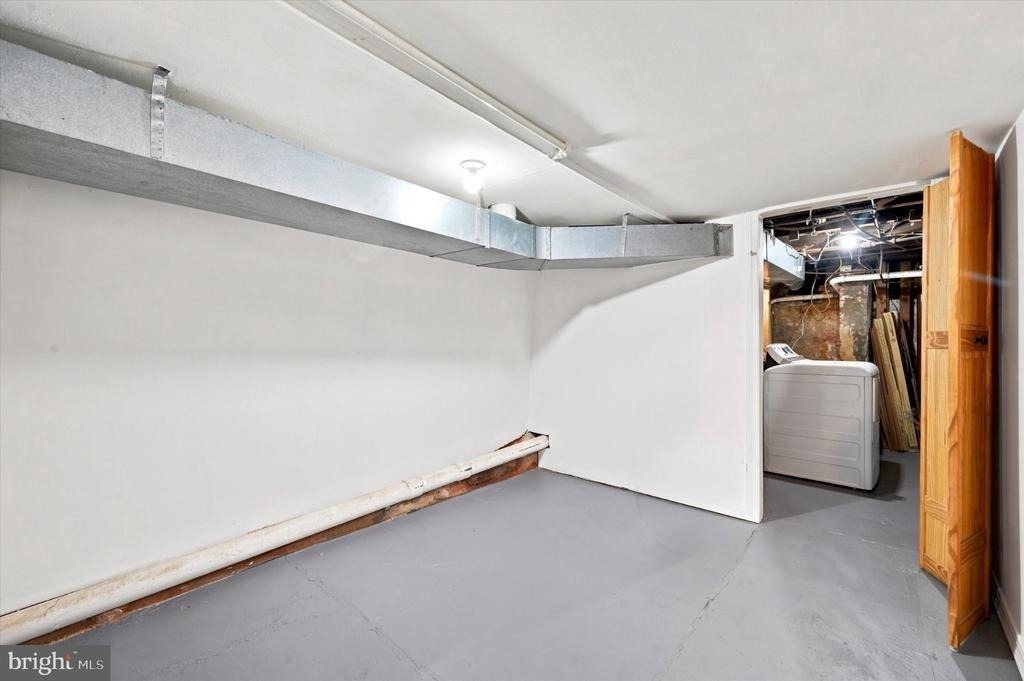 102 E Huntingdon Street - Photo 23
