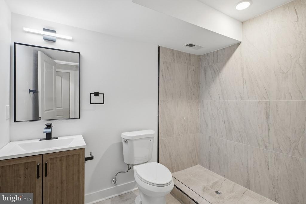 1230 W York Street - Photo 12