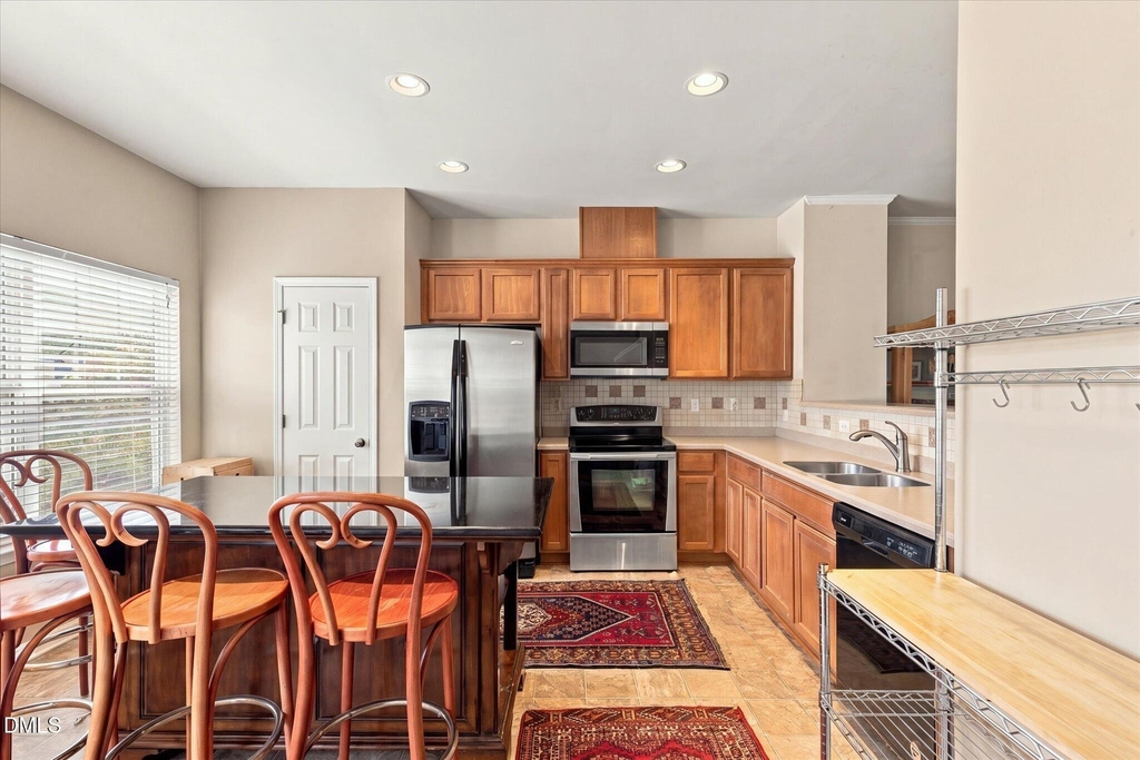 290 Linden Park Lane - Photo 9