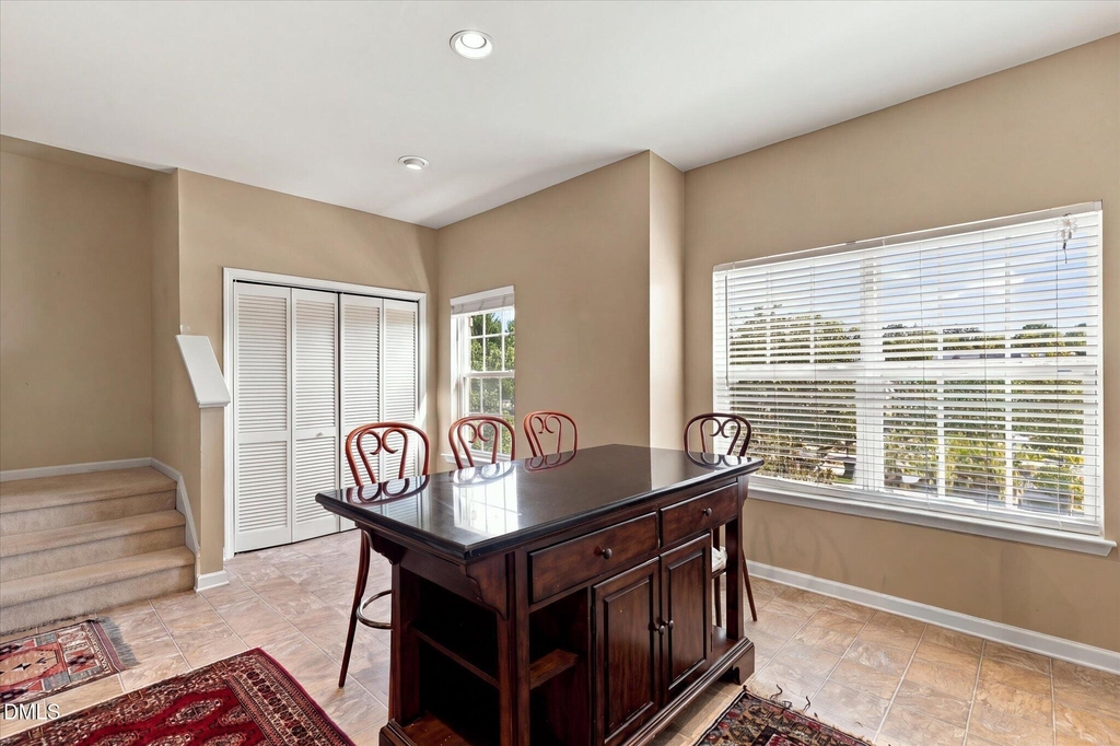 290 Linden Park Lane - Photo 7