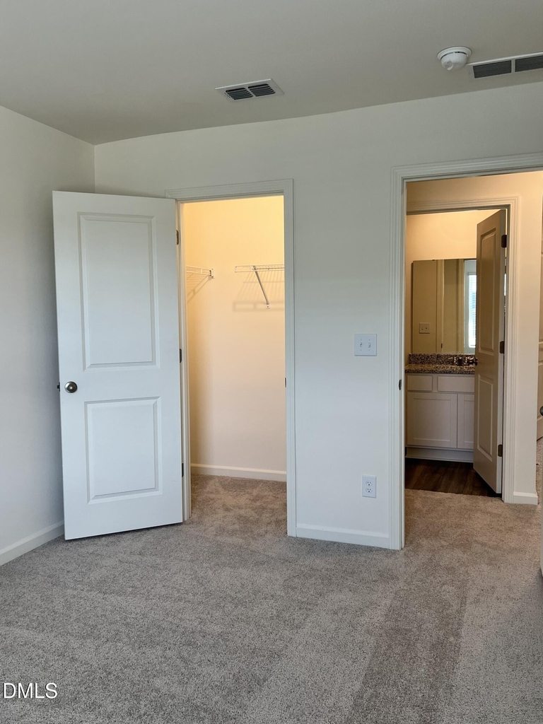 2065 Glen Crossing Drive - Photo 4