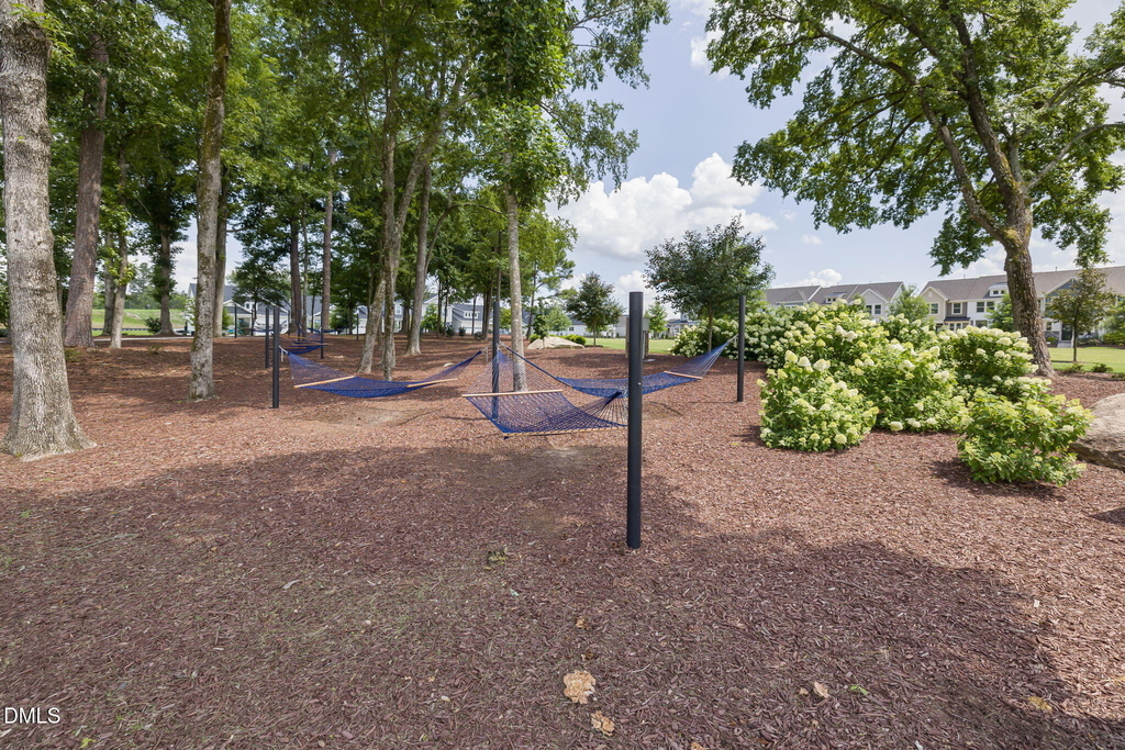521 Groveview Wynd - Photo 32