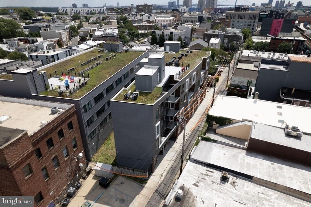 1325 N Lee Street - Photo 32