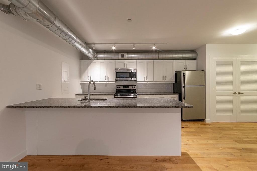 224 Church Street - Photo 4