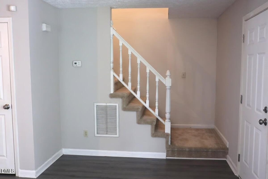507 Dowd Street - Photo 6