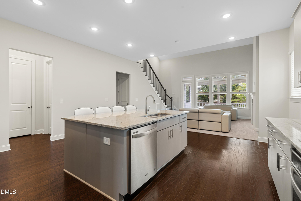 912 Village View Lane - Photo 14