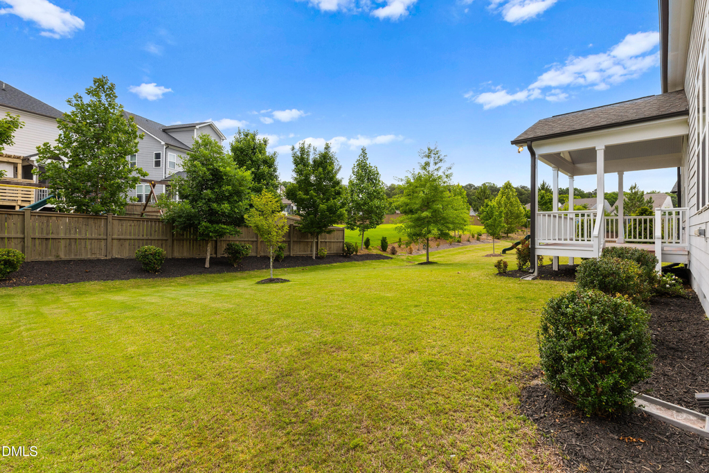 912 Village View Lane - Photo 45