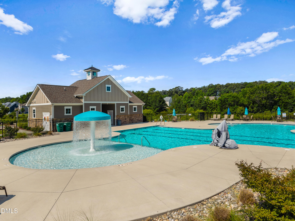 912 Village View Lane - Photo 49