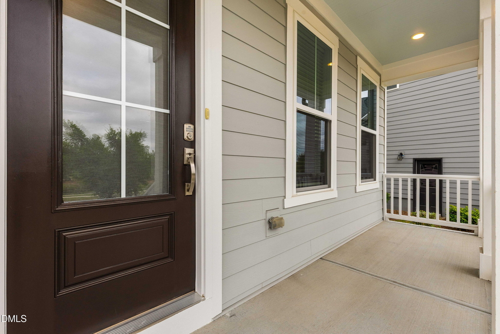 912 Village View Lane - Photo 2