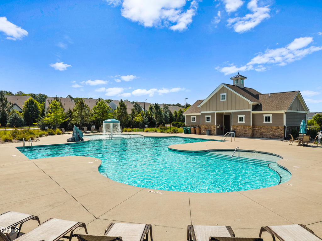 912 Village View Lane - Photo 48