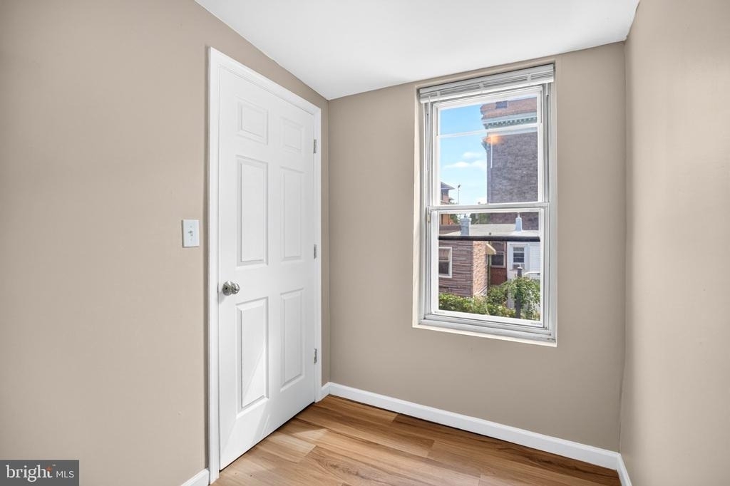3225 Gaul Street - Photo 11