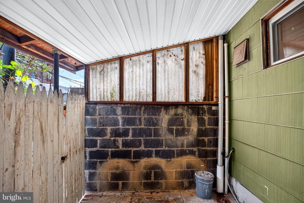 3225 Gaul Street - Photo 8