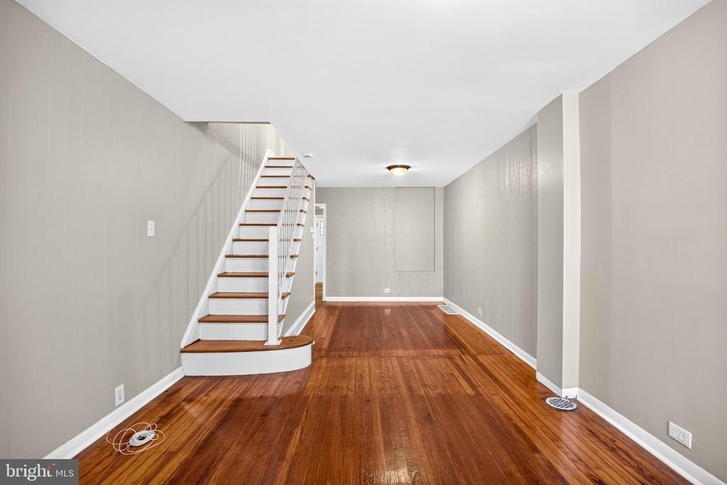 3225 Gaul Street - Photo 1