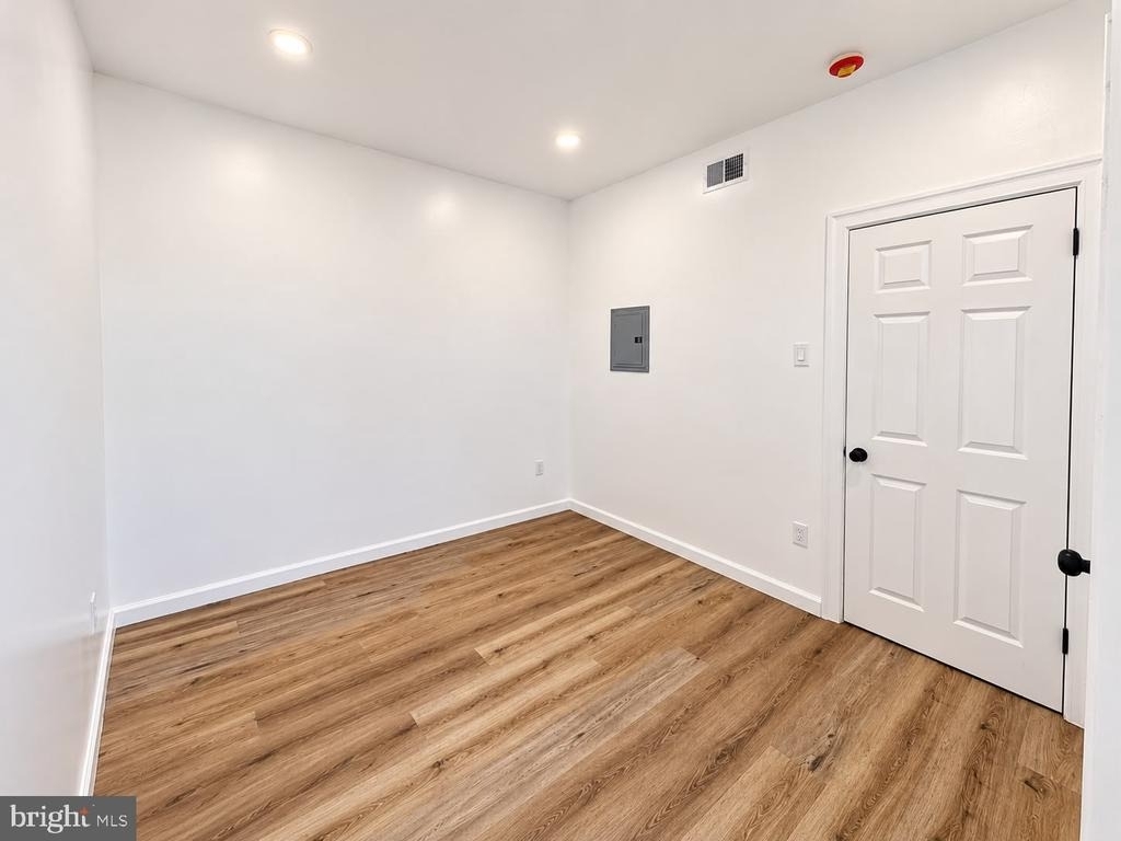 2022 W Ontario Street - Photo 4