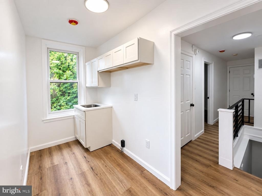 2022 W Ontario Street - Photo 7