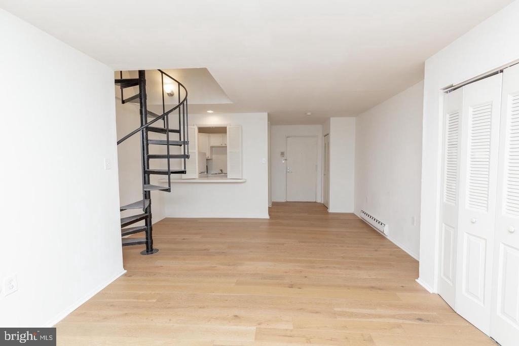 2311 Spruce Street - Photo 11