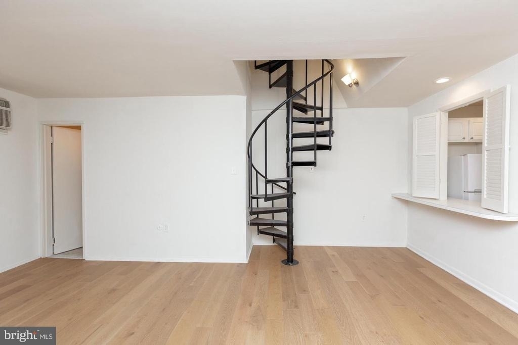 2311 Spruce Street - Photo 10