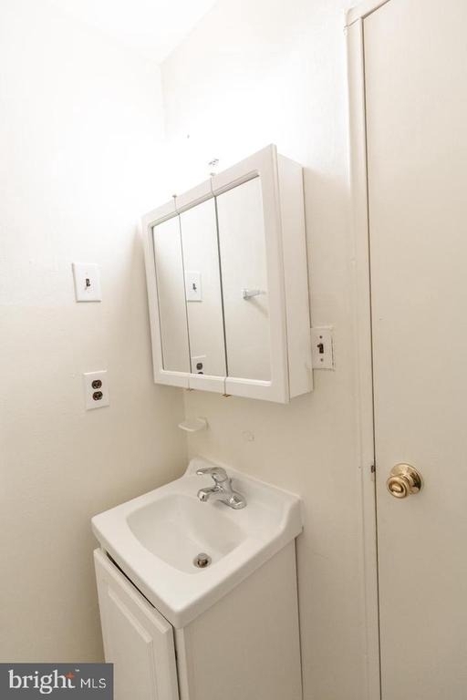 2311 Spruce Street - Photo 16