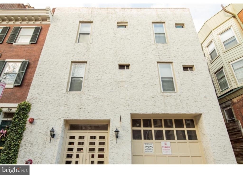 2311 Spruce Street - Photo 0