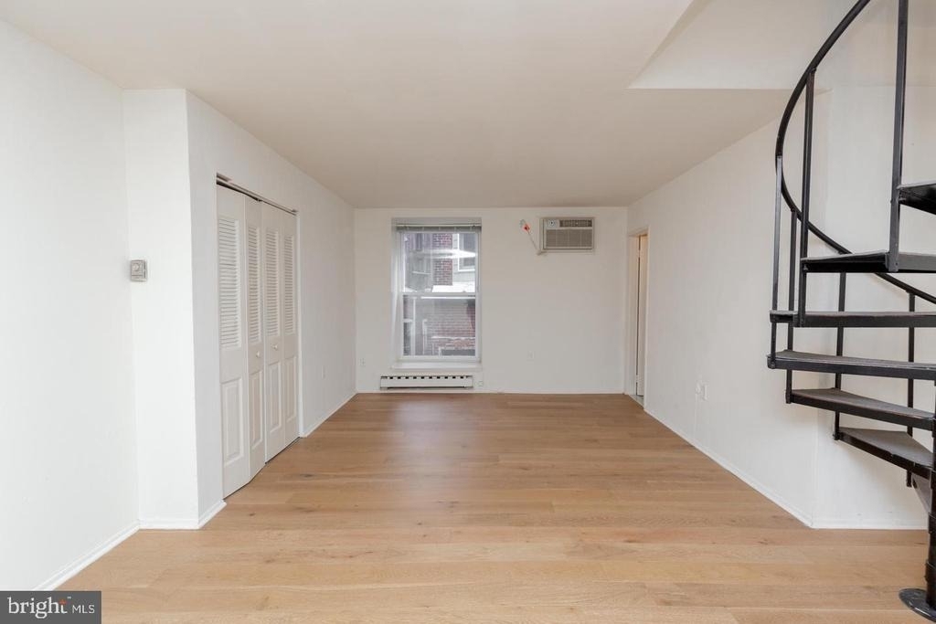 2311 Spruce Street - Photo 8
