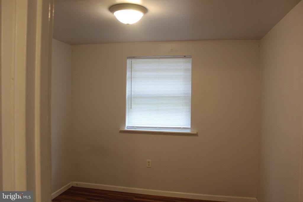 515 Foster Street - Photo 10