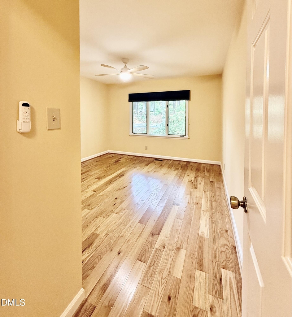 106 Montrose Drive - Photo 28